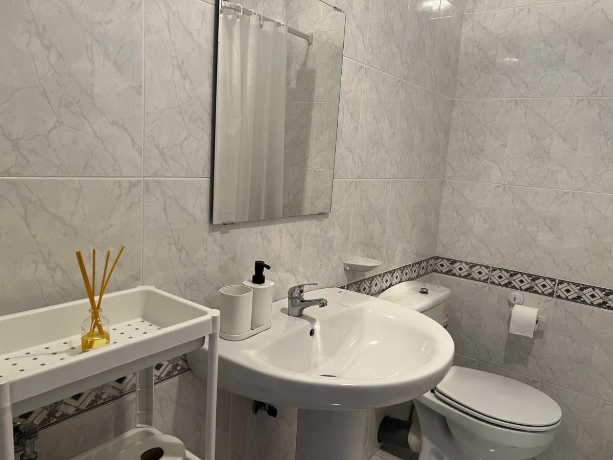 La Casa De Silvia Appartamento Arzúa Esterno foto